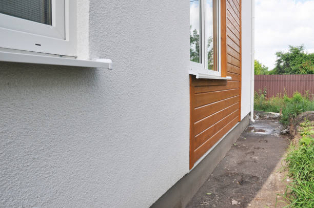 How To Choose The Right Materials for Your Siding Installation in 'Redgranite, WI